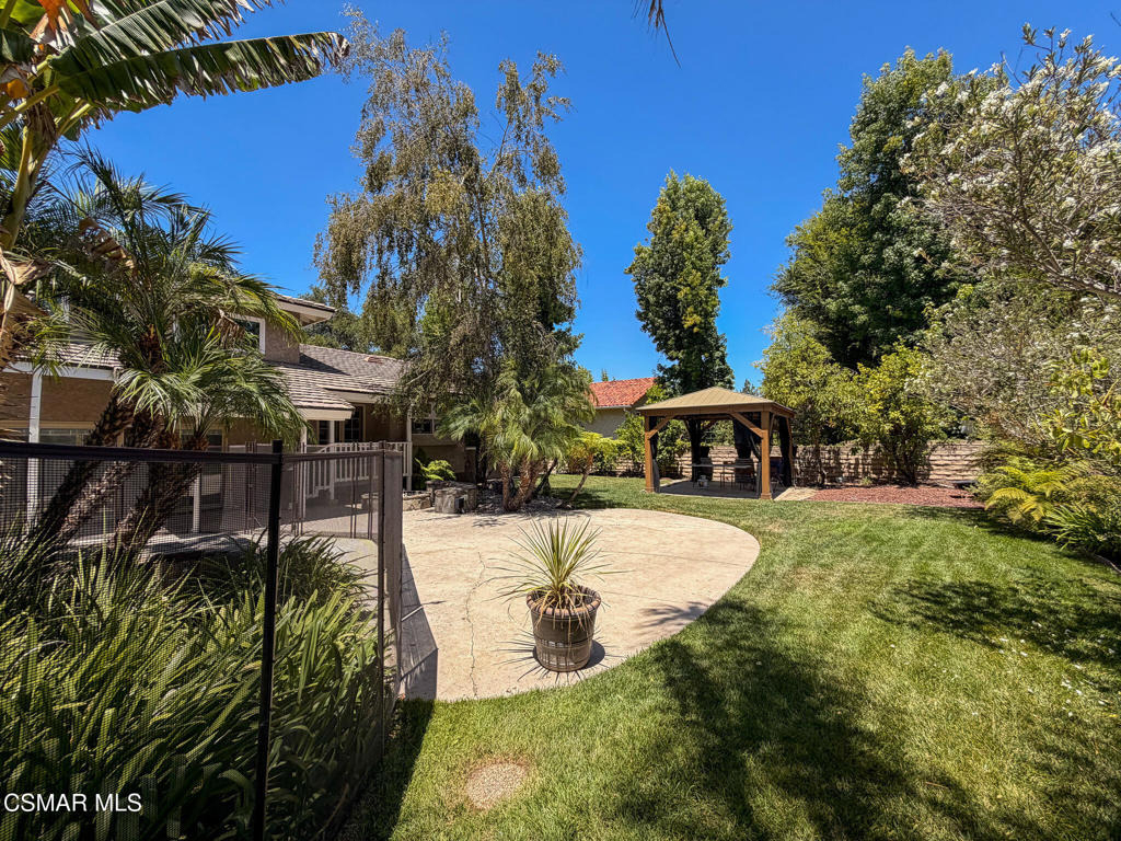2344 Highgate Road - Photo 36