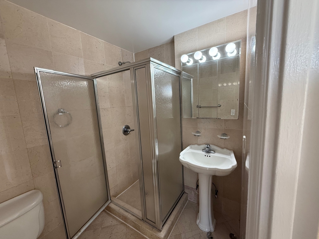 147 West 79th Street - Photo 16