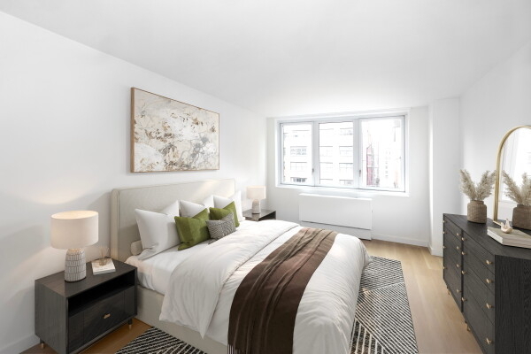 East 34th Street - Photo 2