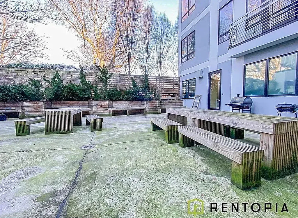 105 Vanderveer Street - Photo 4