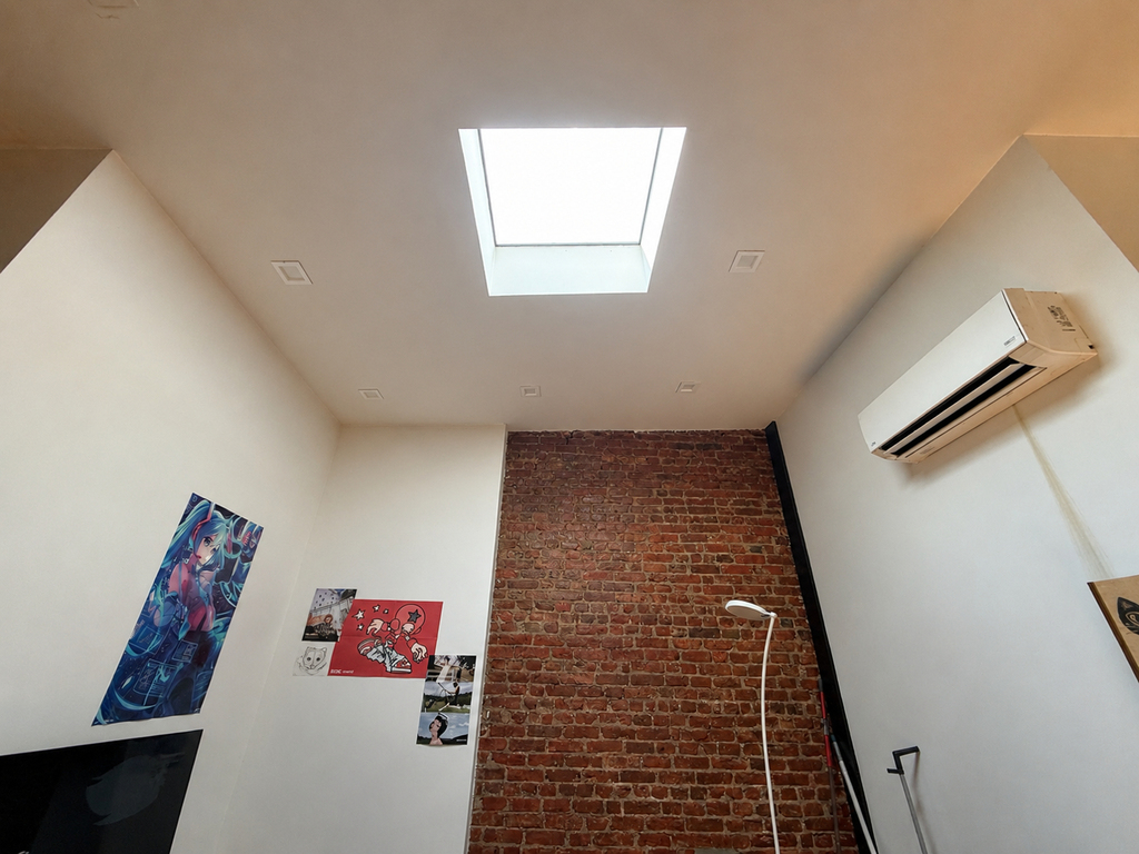 754 Putnam Avenue - Photo 1