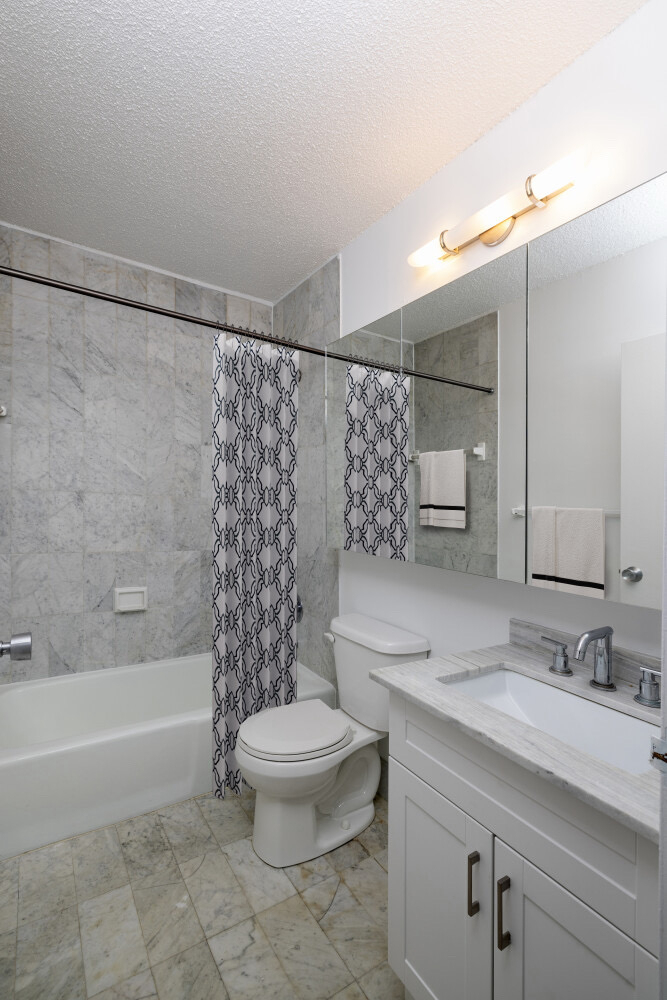 115 East 34th Street - Photo 3