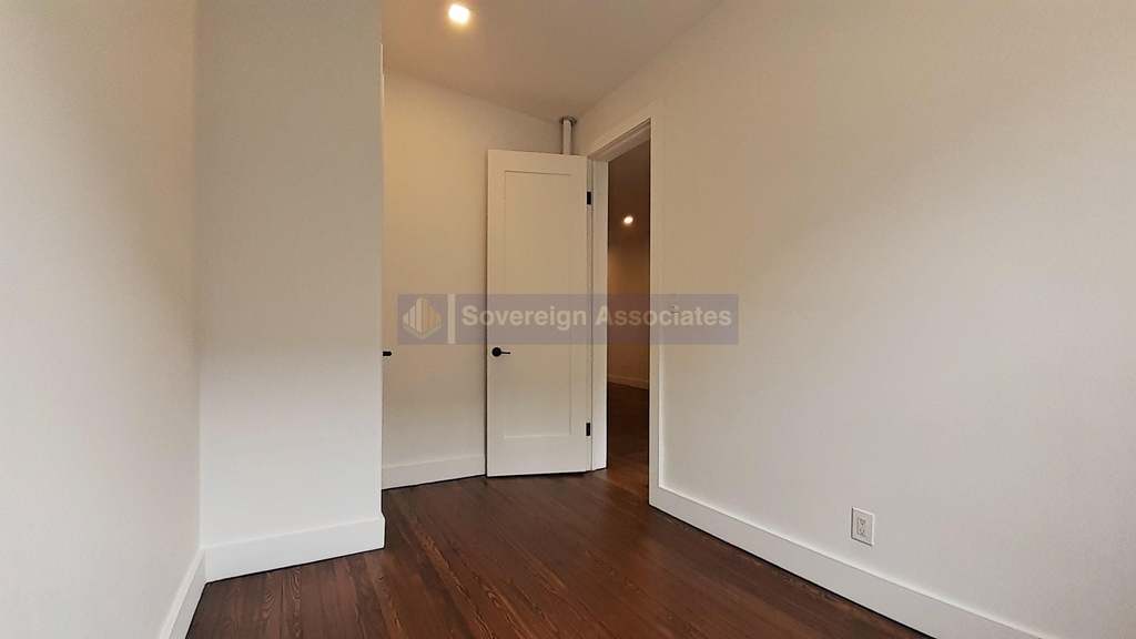 186 Claremont Avenue - Photo 14