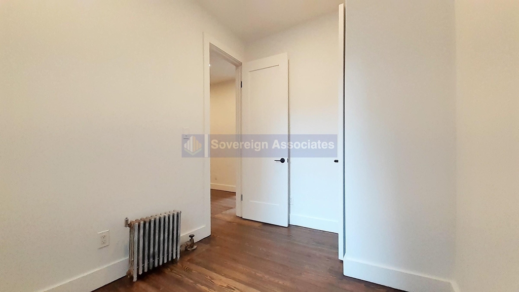 186 Claremont Avenue - Photo 16