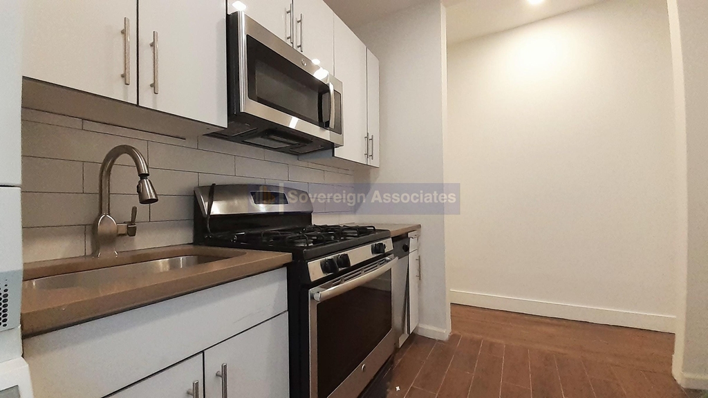 186 Claremont Avenue - Photo 8