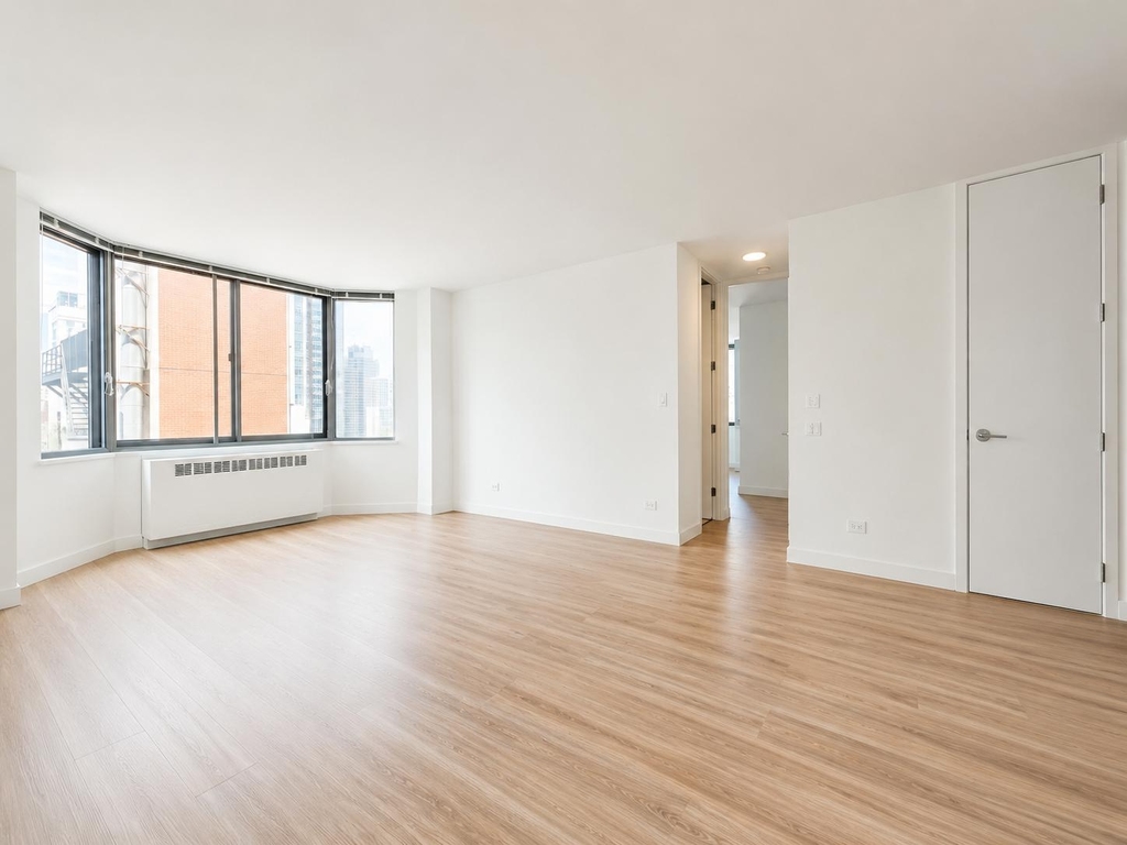 1735 York Avenue - Photo 1