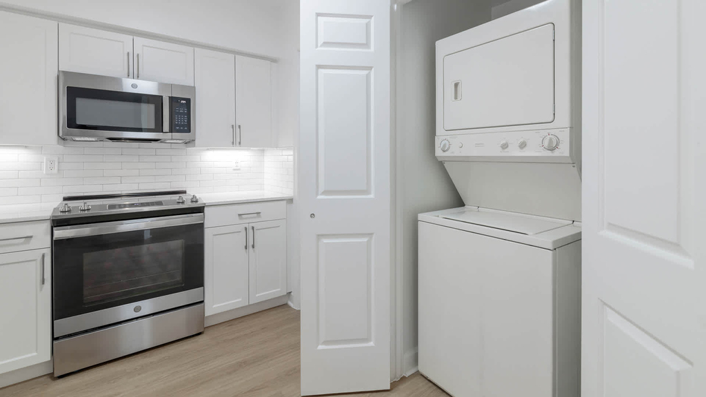 1501 Crystal Dr. - Photo 57