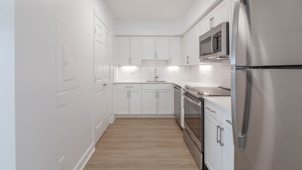 1501 Crystal Dr. - Photo 49