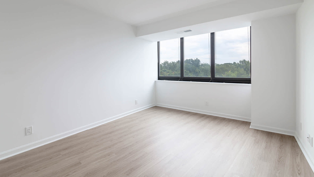 1501 Crystal Dr. - Photo 48