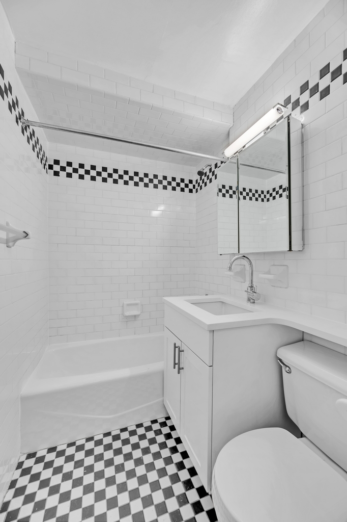 West 49th Street - Photo 4