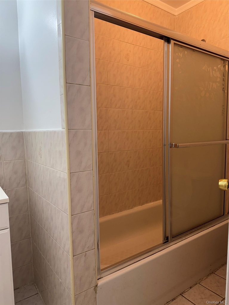 1417 118th Street - Photo 3