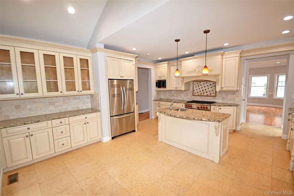 91 Baker Hill Road - Photo 10