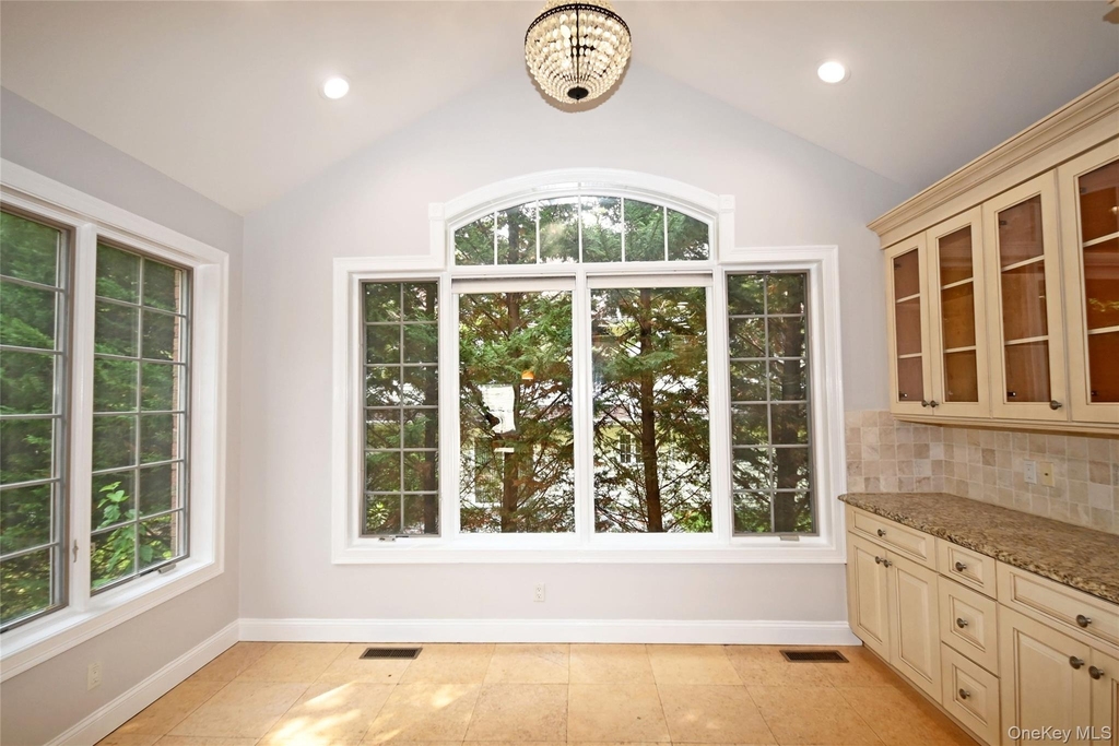 91 Baker Hill Road - Photo 9
