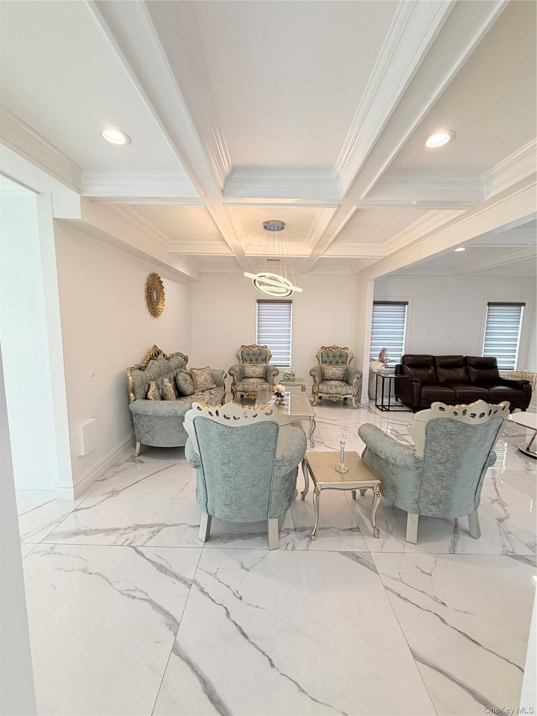 16 Eden Lane - Photo 3