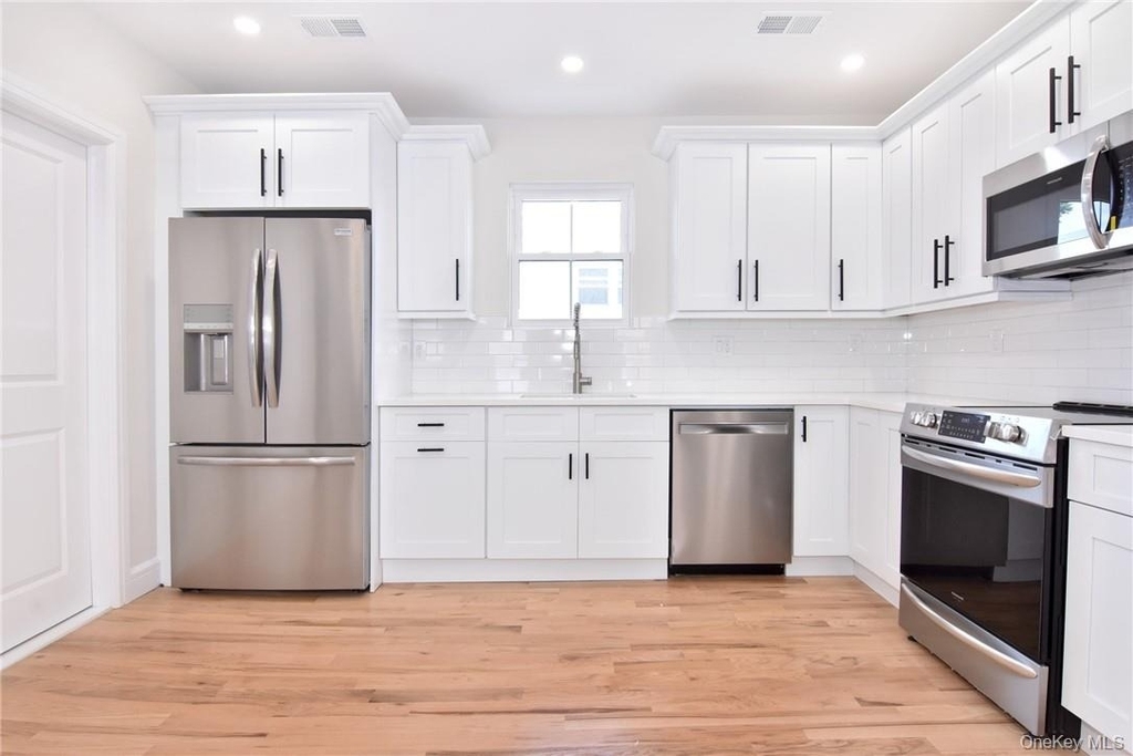 142 Second Avenue - Photo 5