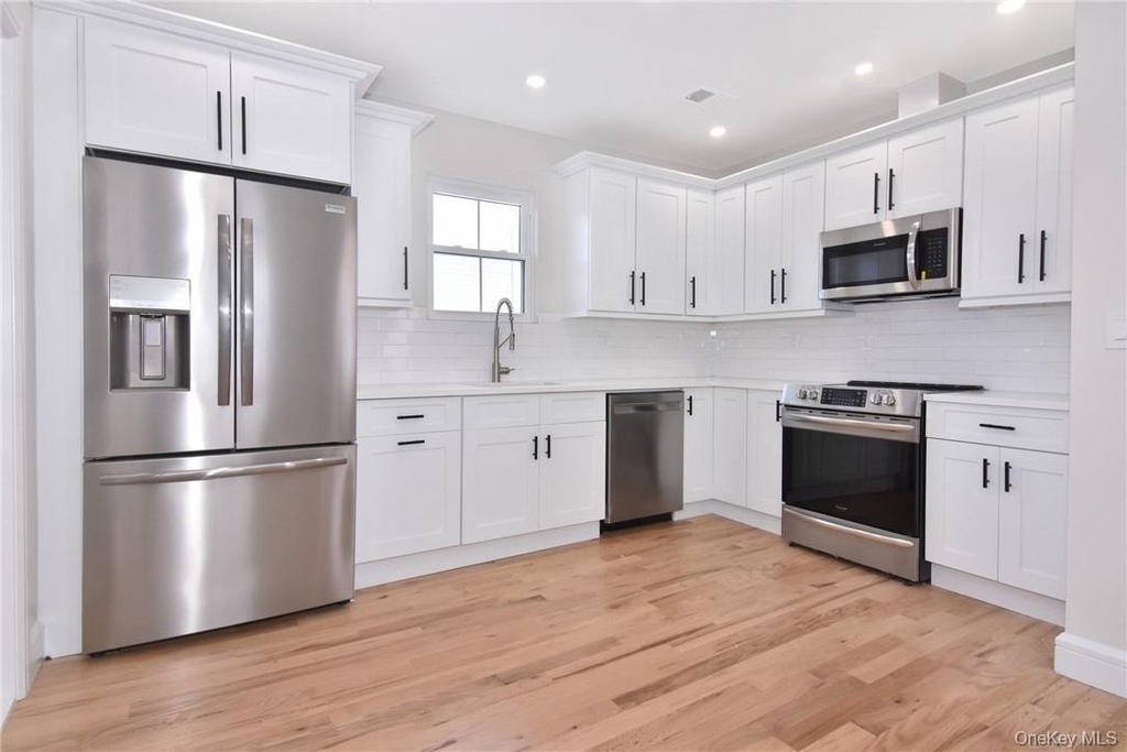 142 Second Avenue - Photo 4