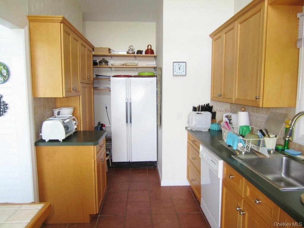 14 Frederick Street - Photo 11