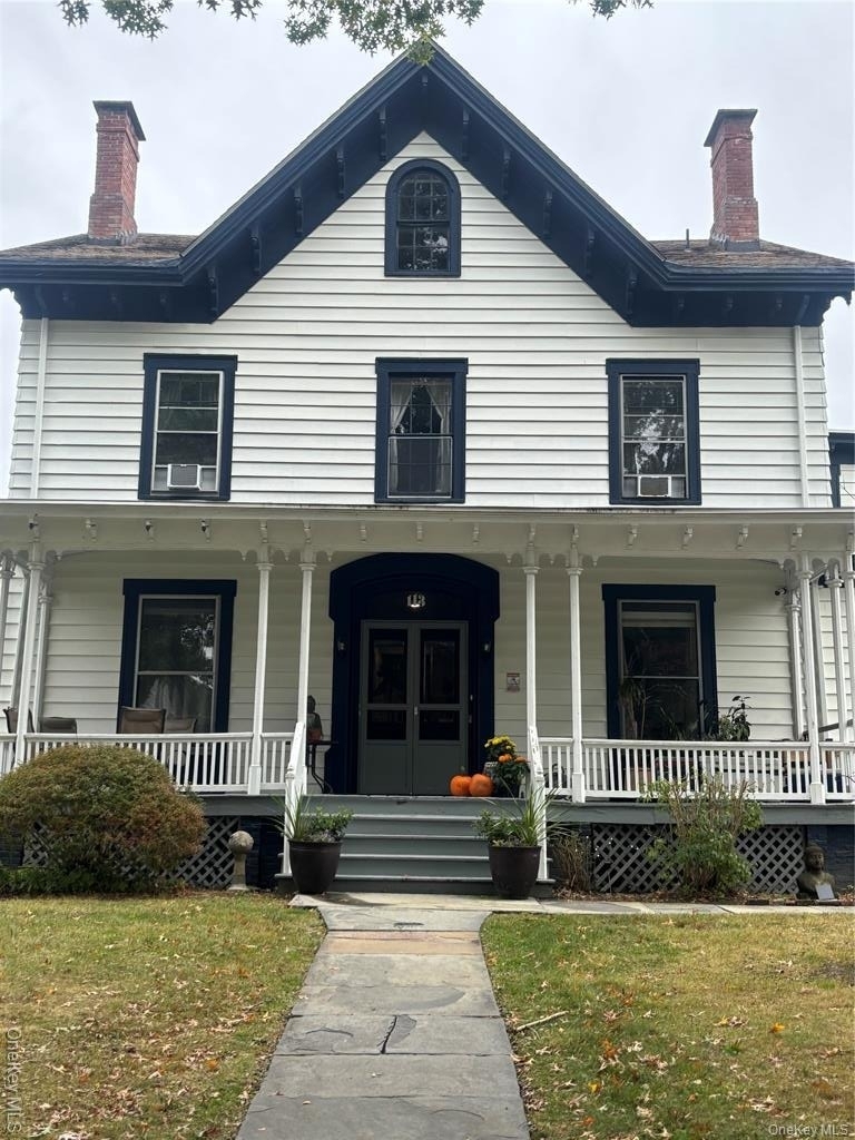 113 Academy Street - Photo 3