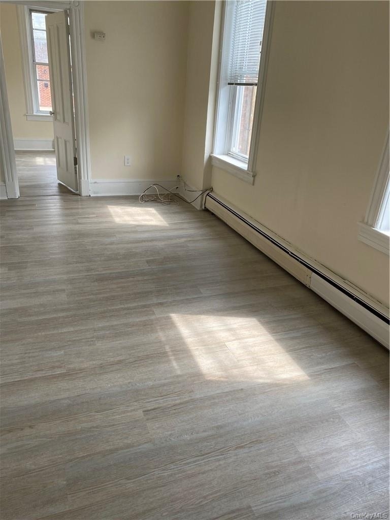 8 Franklin Avenue - Photo 3