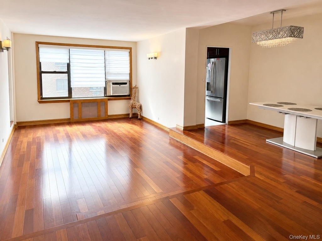 9822 63rd Dr Avenue - Photo 8