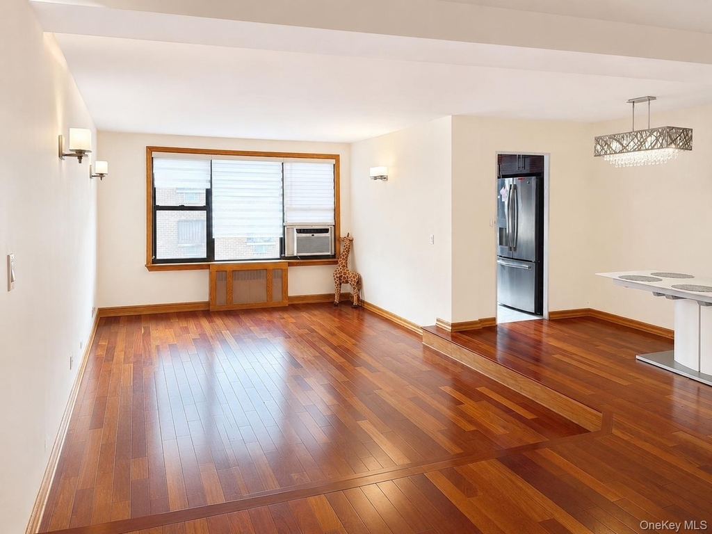 9822 63rd Dr Avenue - Photo 9