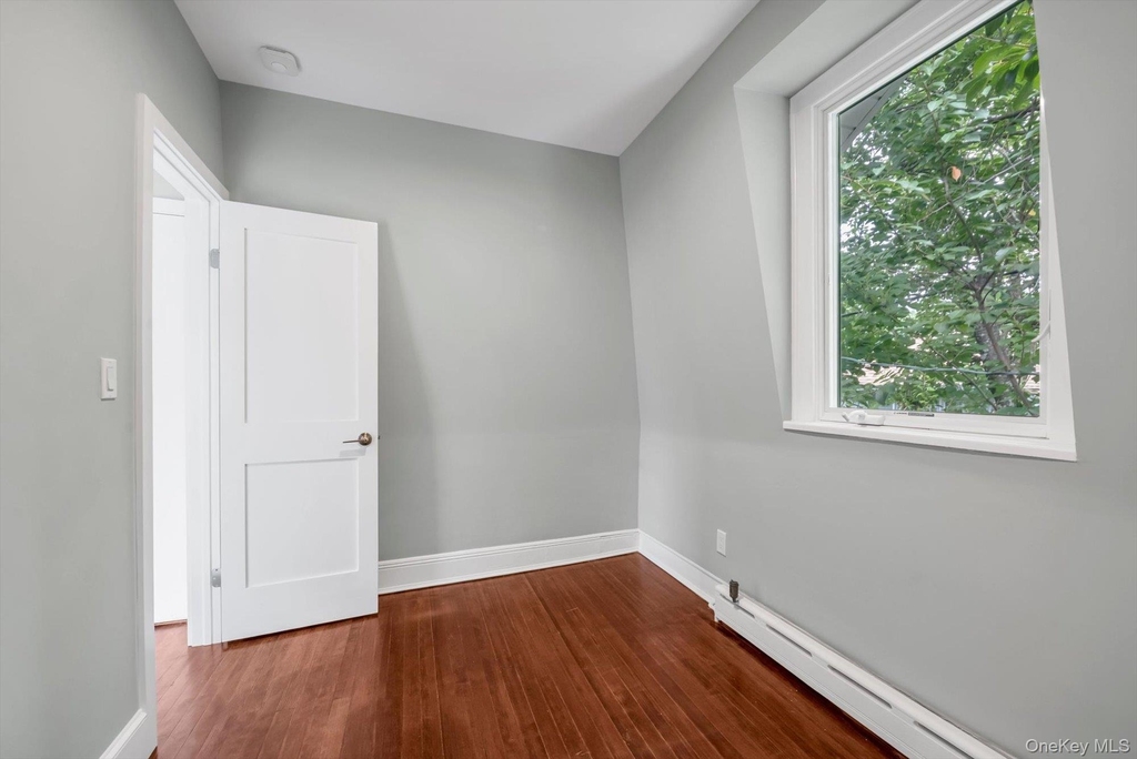 33 Central Drive - Photo 7