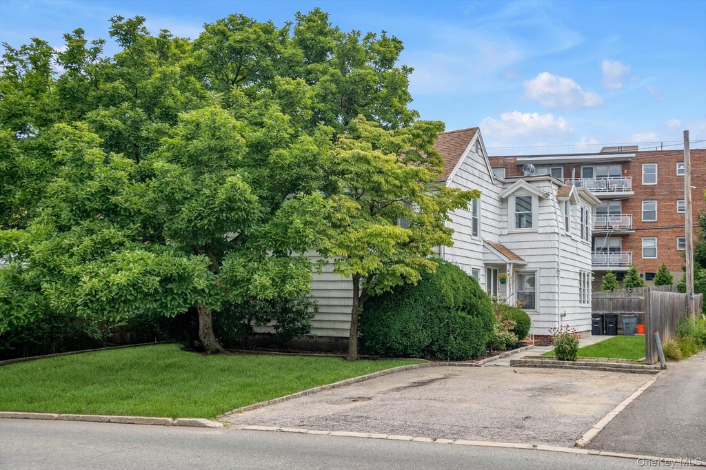 33 Central Drive - Photo 14
