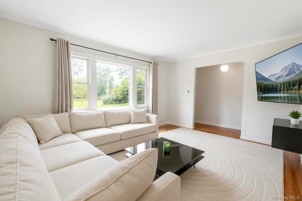 5 Tyler Avenue - Photo 5