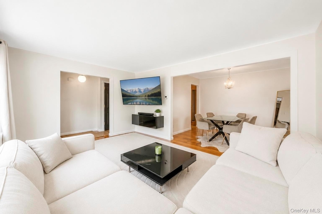 5 Tyler Avenue - Photo 6