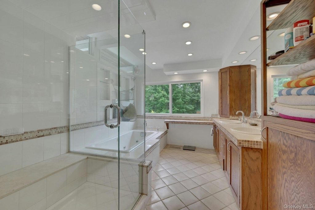 107 Holly Place - Photo 16