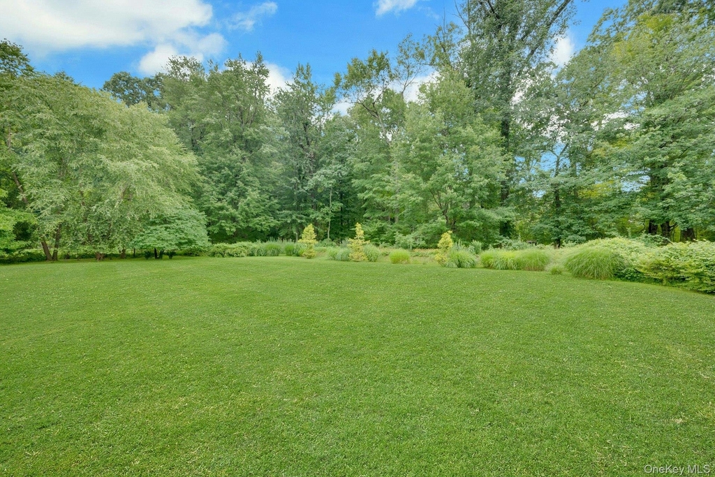 107 Holly Place - Photo 31