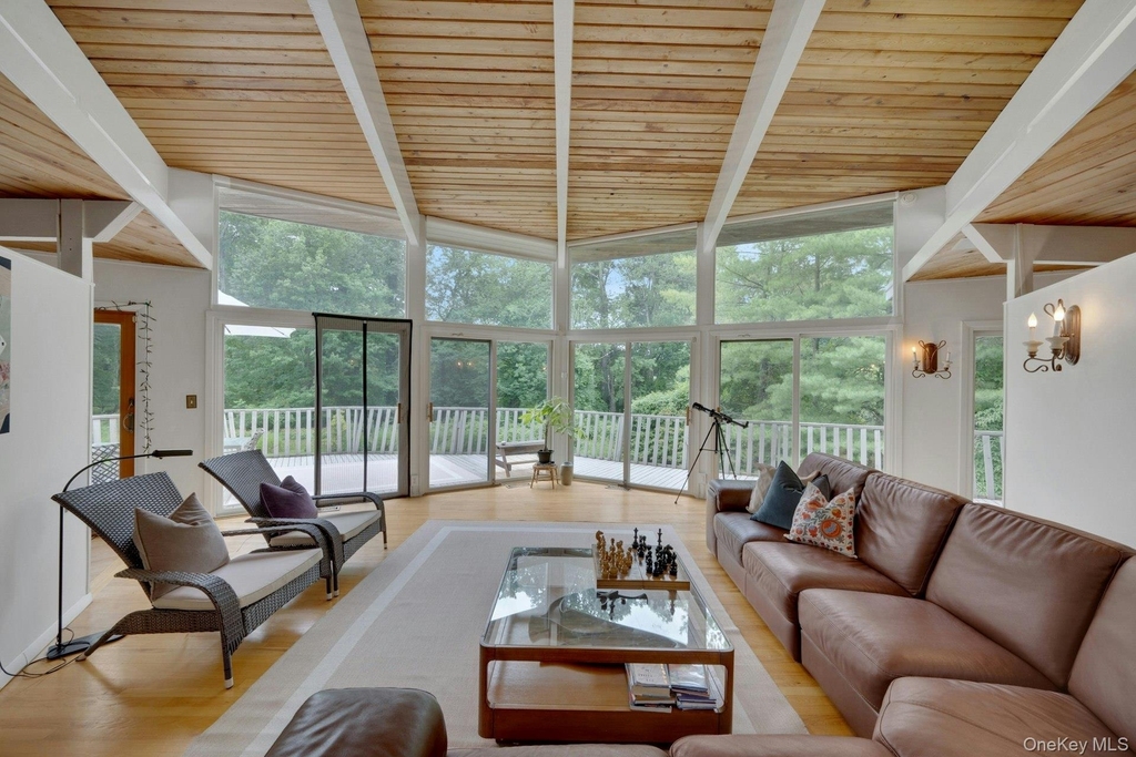 107 Holly Place - Photo 7