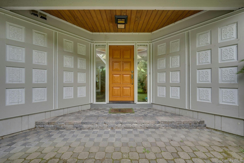 107 Holly Place - Photo 3