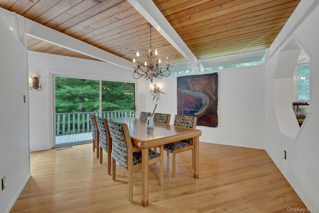 107 Holly Place - Photo 9