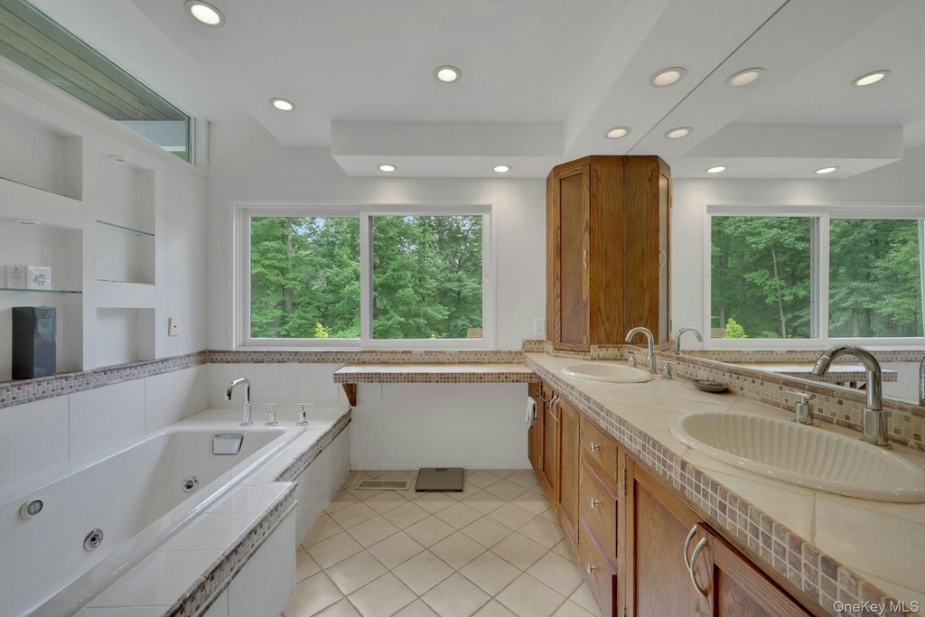 107 Holly Place - Photo 17