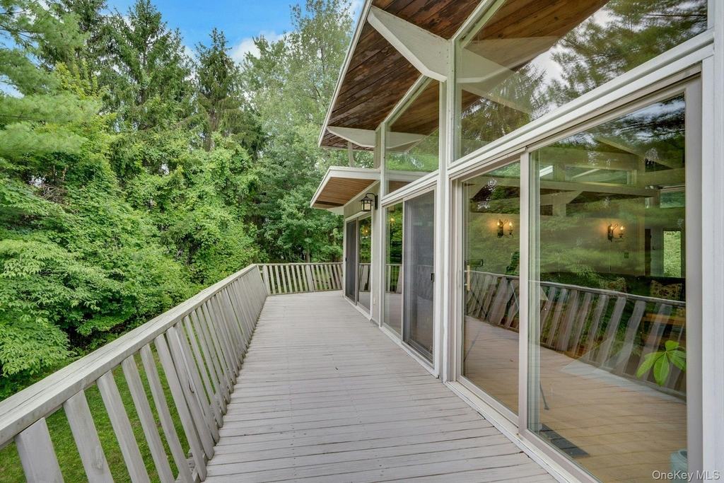 107 Holly Place - Photo 24