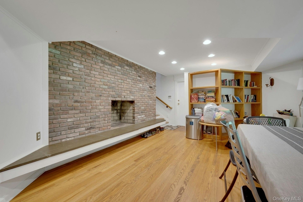 107 Holly Place - Photo 26