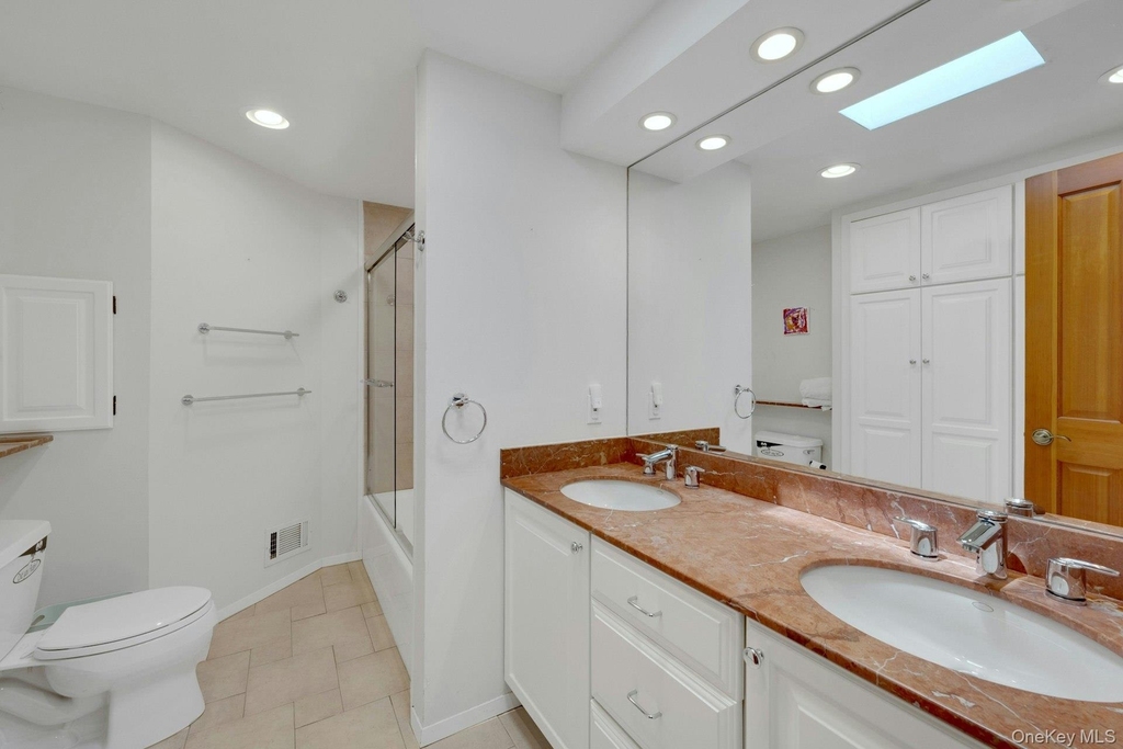 107 Holly Place - Photo 20