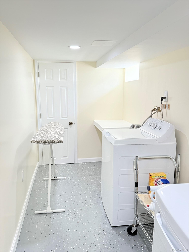 221 Grand Avenue - Photo 32