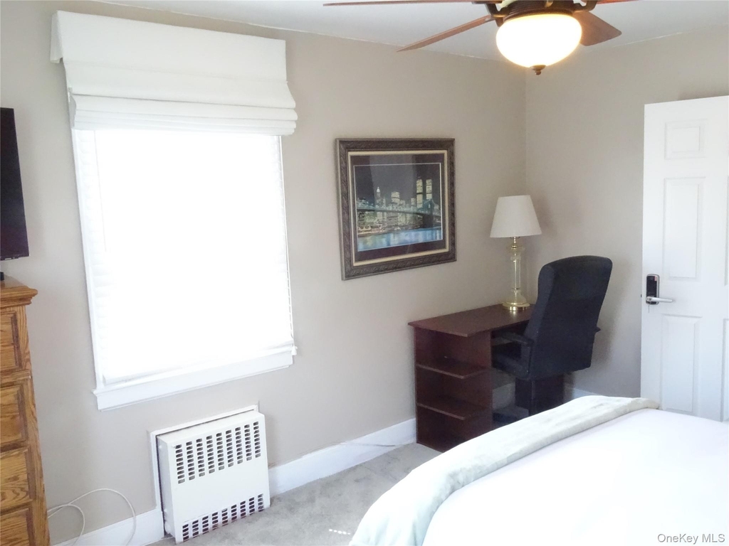 221 Grand Avenue - Photo 4
