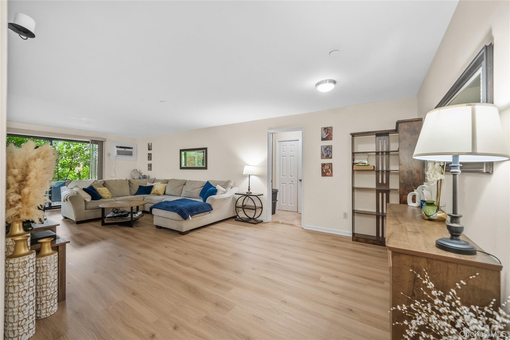 508 Central Park Avenue - Photo 4