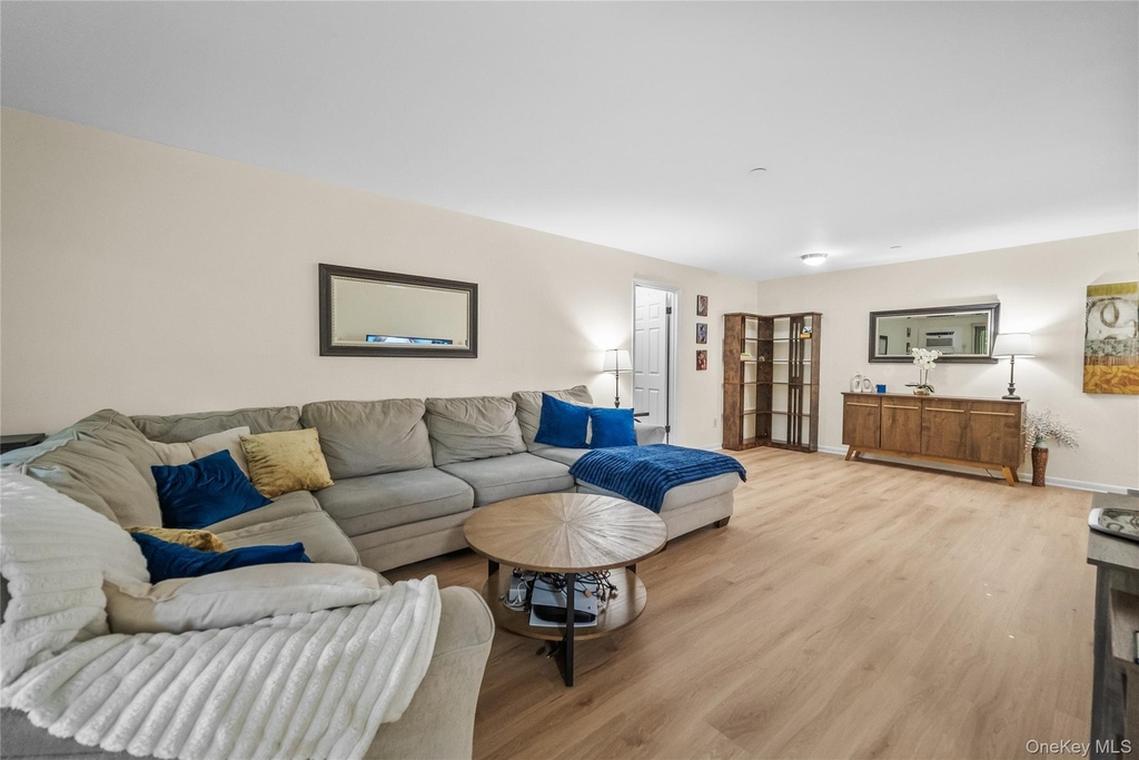 508 Central Park Avenue - Photo 5