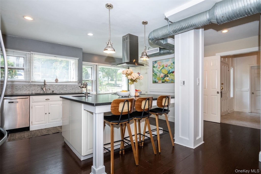 17 Edgewood Avenue - Photo 2