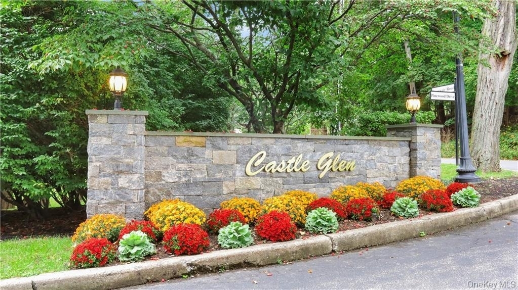 4 Pinewood Circle - Photo 1