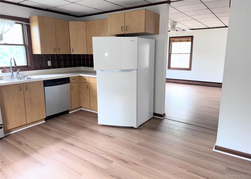 7 Grand Street - Photo 1
