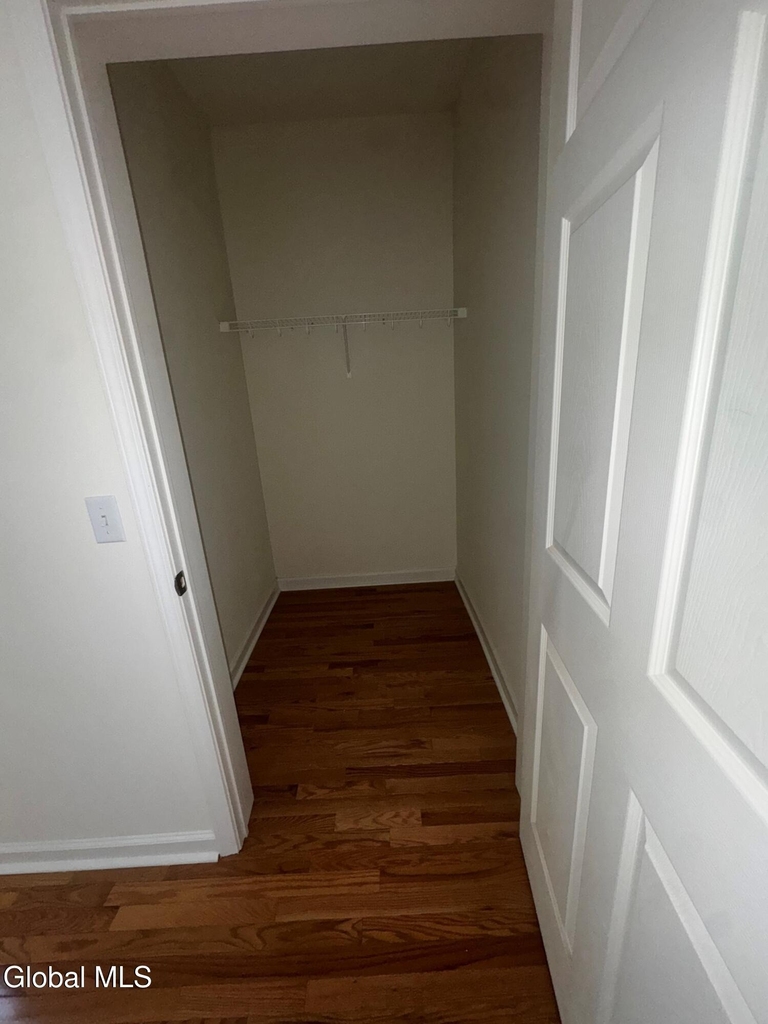 147 Wallins Corners Road - Photo 4