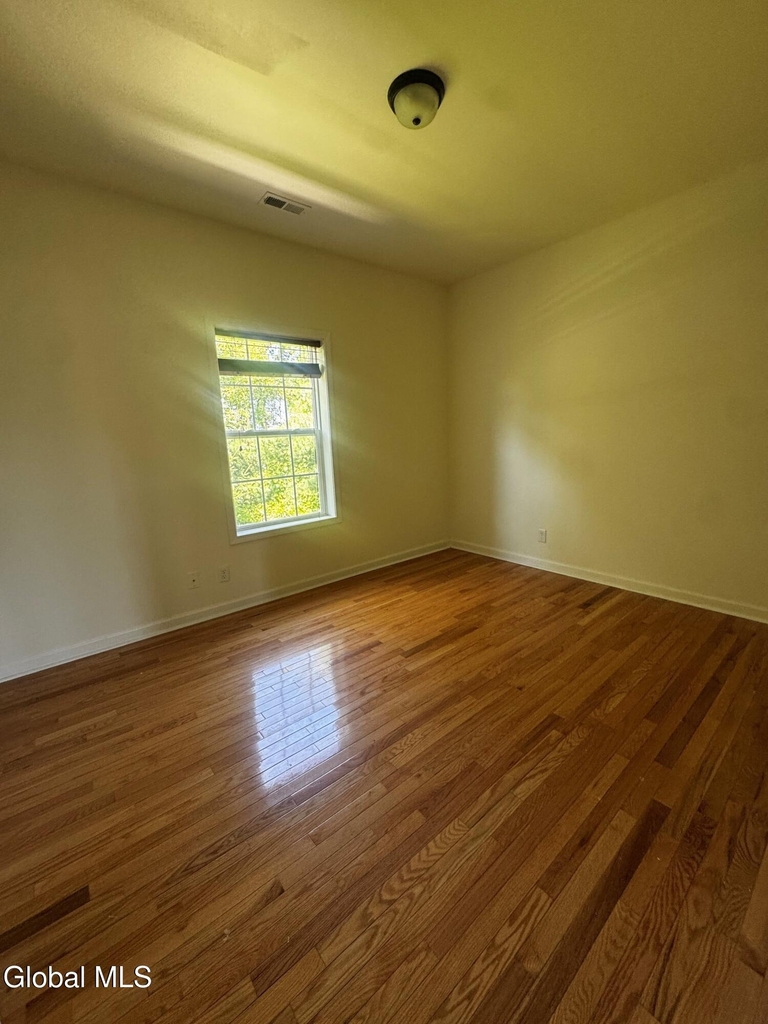 147 Wallins Corners Road - Photo 6