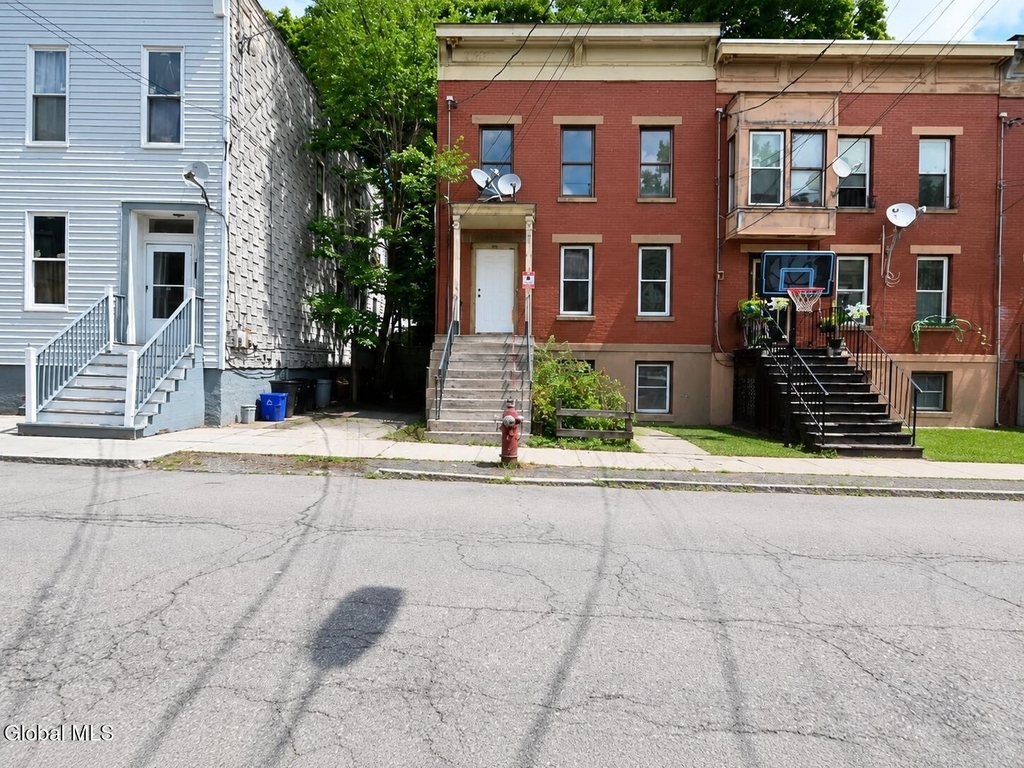 217 1st Street - Photo 0