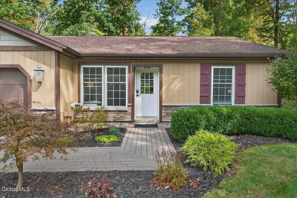 7 James Court - Photo 3