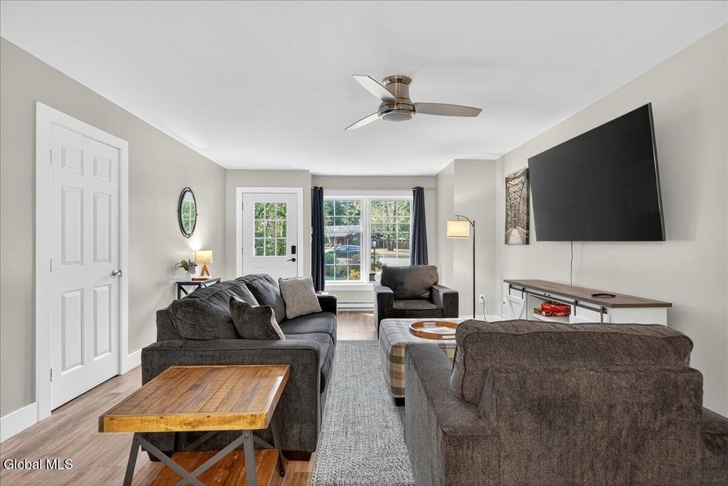 7 James Court - Photo 6